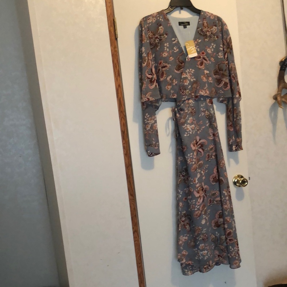Women’s Wrap Dress